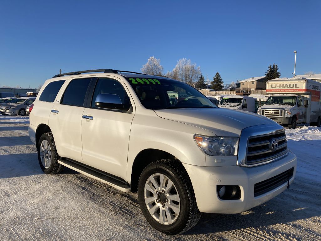 2014 Toyota Sequoia Image 3