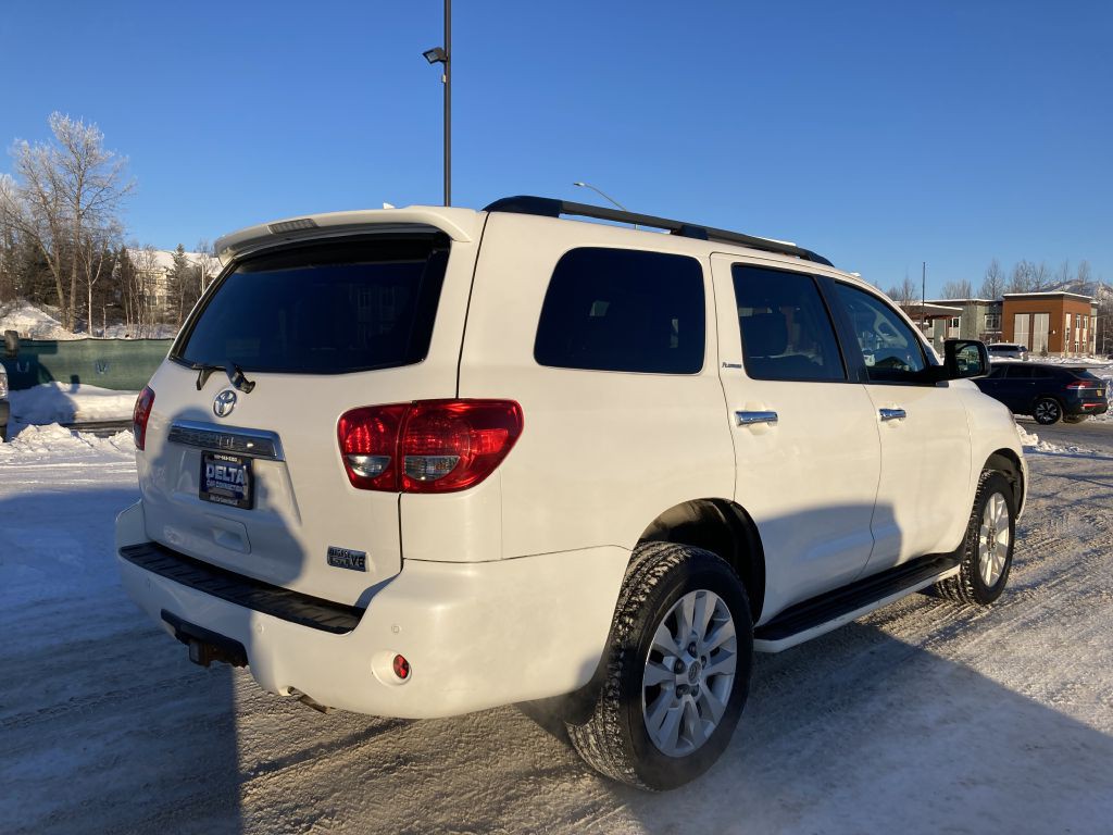 2014 Toyota Sequoia Image 5