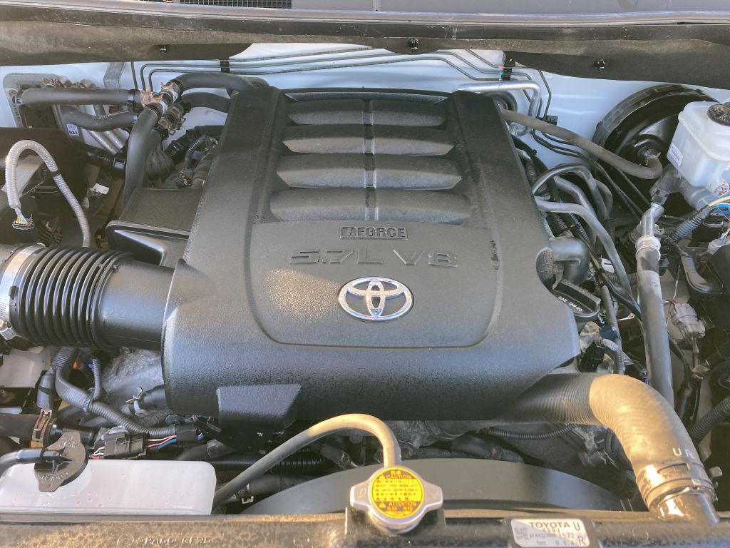 2014 Toyota Sequoia Image 14