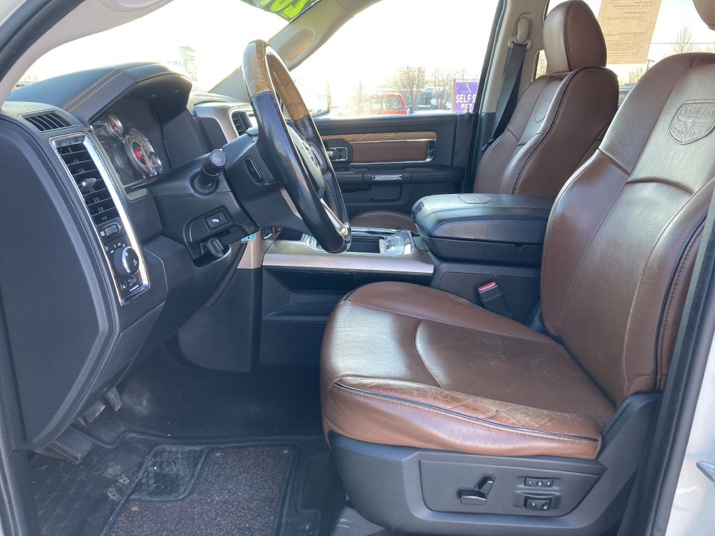 2017 RAM 1500 Image 9