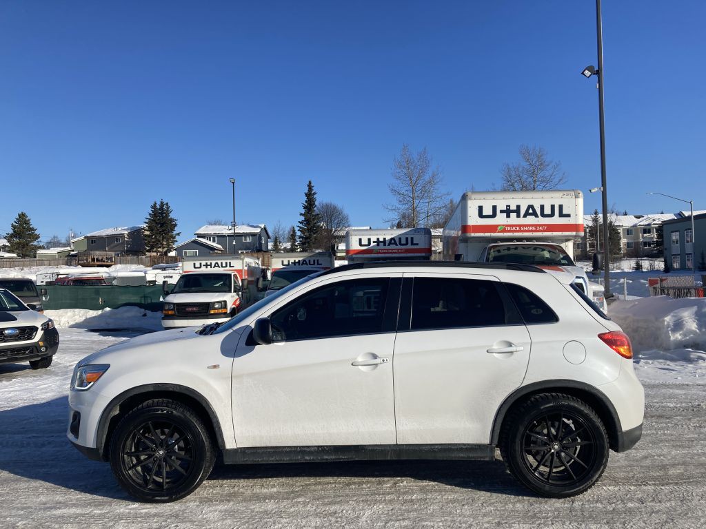 2013 Mitsubishi Outlander Image 8