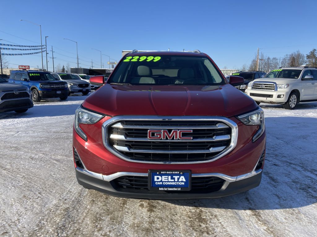 2020 GMC Terrain Image 2