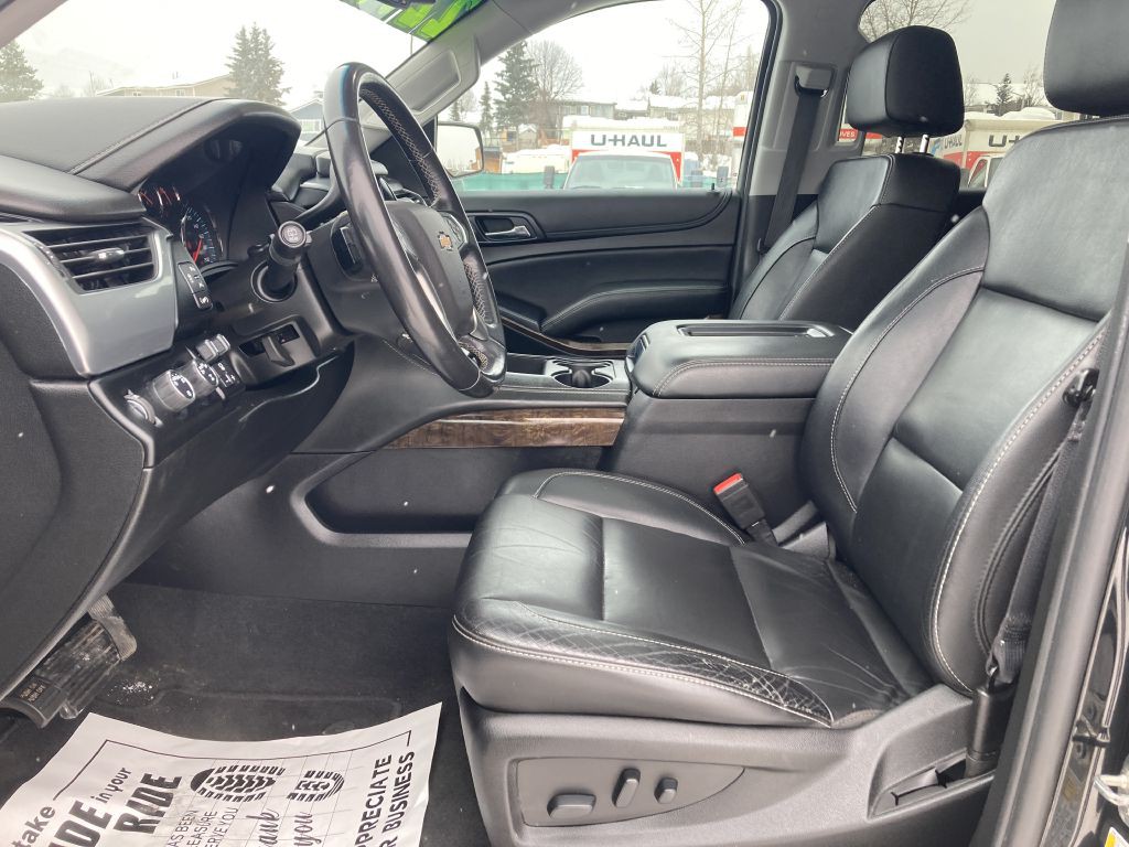 2019 Chevrolet Suburban Image 9