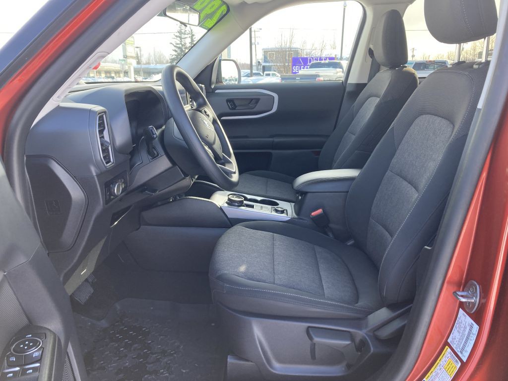 2024 Ford Bronco Image 9