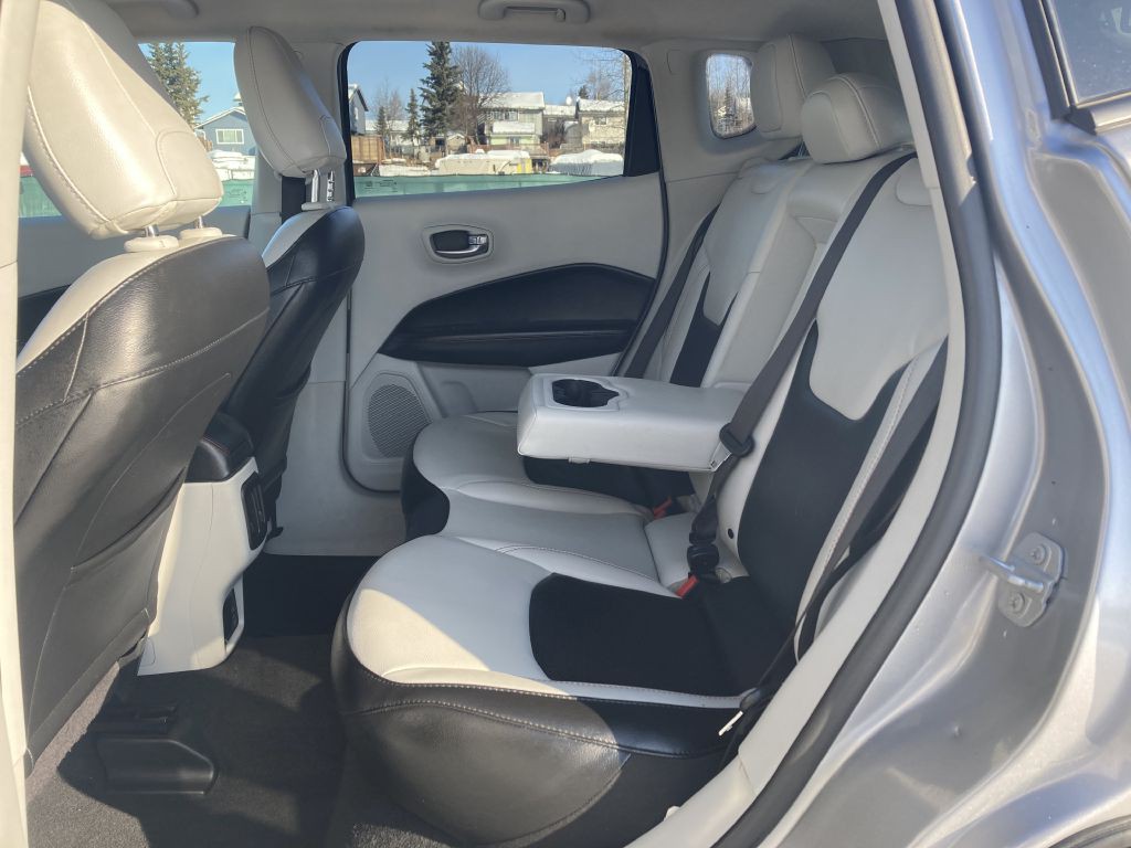 2020 Jeep Compass Image 10