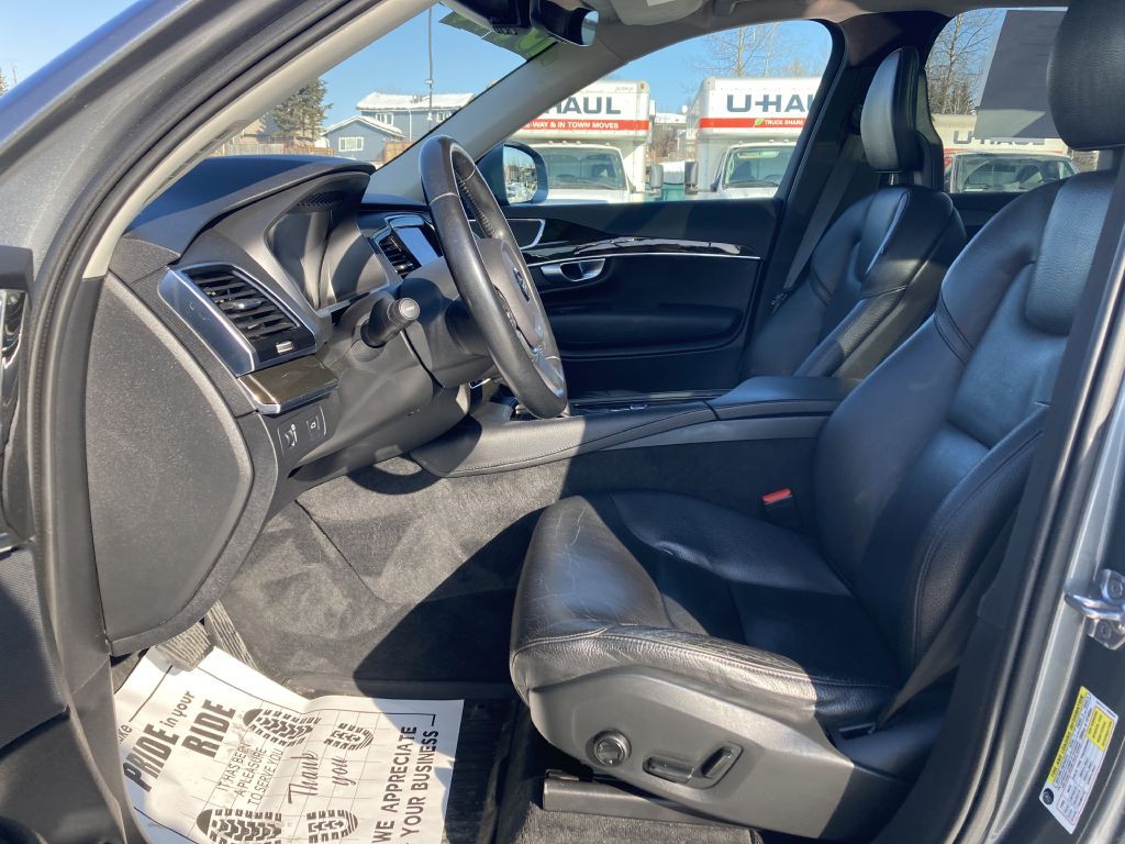 2018 Volvo XC90 Image 9