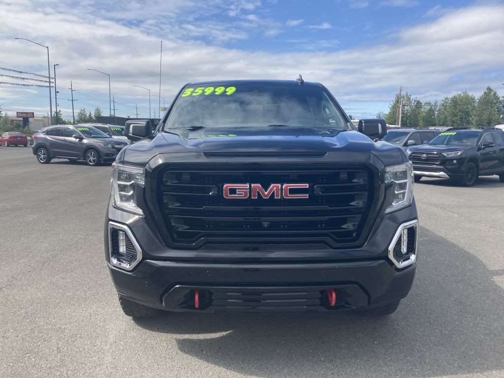 2021 GMC Sierra Image 2
