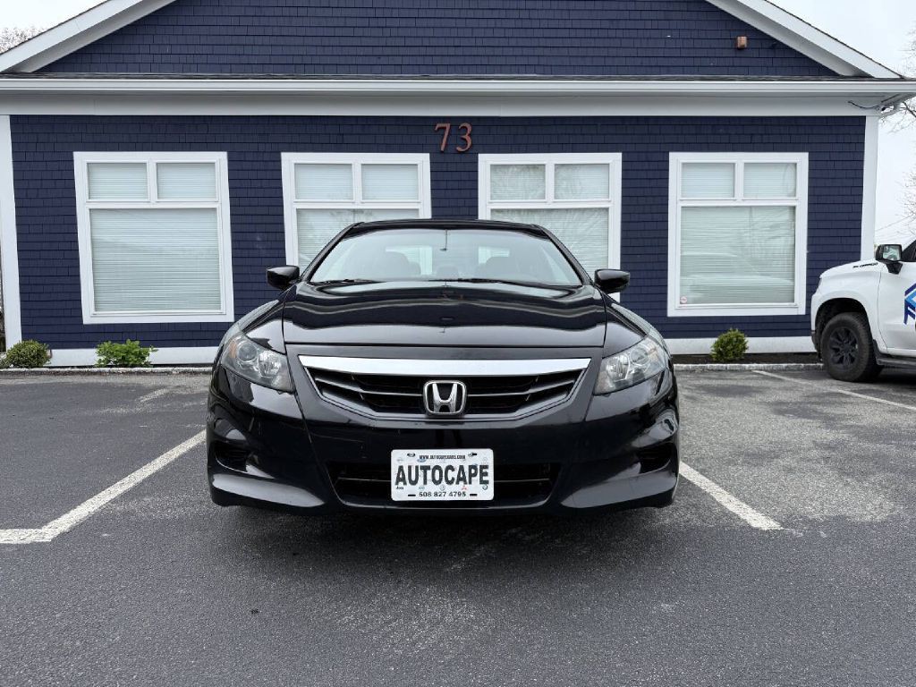 2011 Honda Accord Image 3