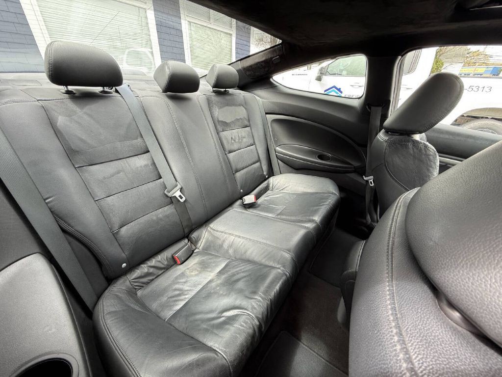 2011 Honda Accord Image 11