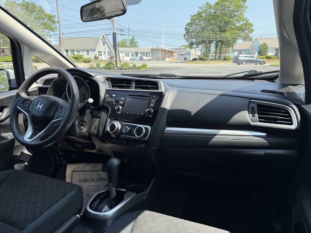 2015 Honda Fit Image 12