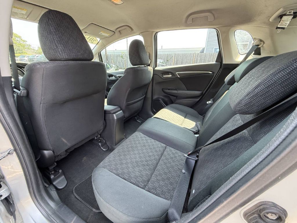 2015 Honda Fit Image 13