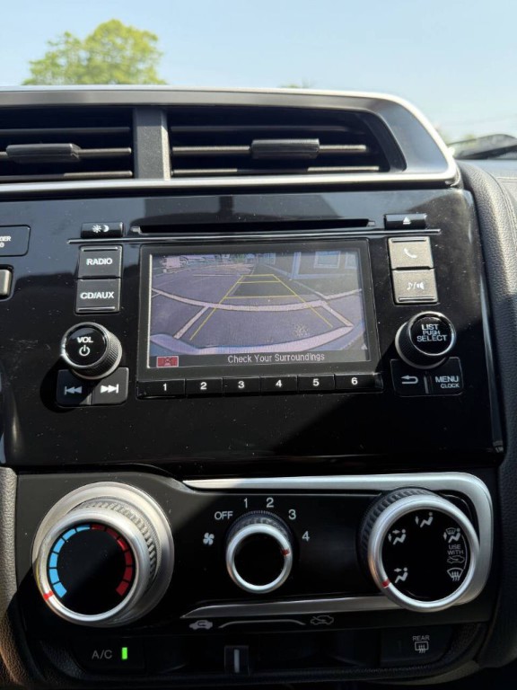 2015 Honda Fit Image 15