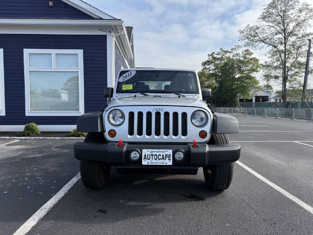 2011 Jeep Wrangler Image 3