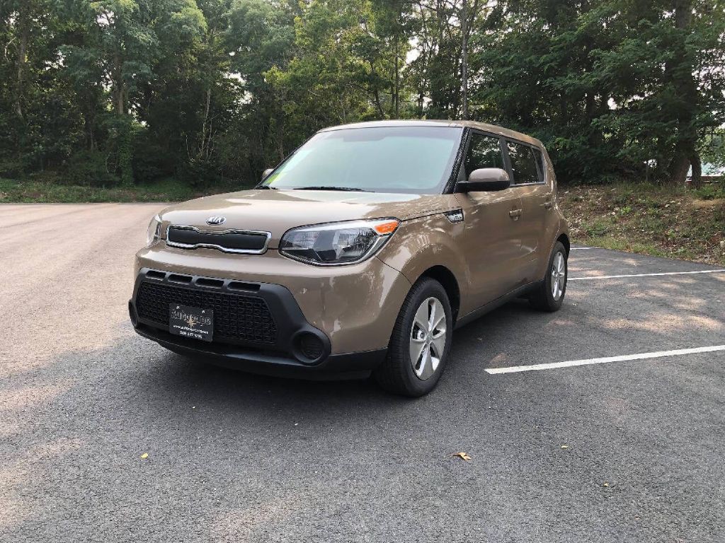 2016 Kia Soul Image 2
