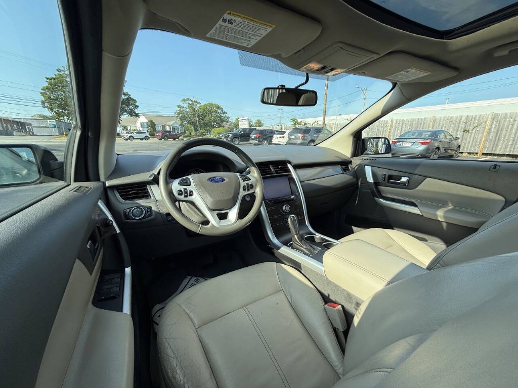 2013 Ford Edge Image 10