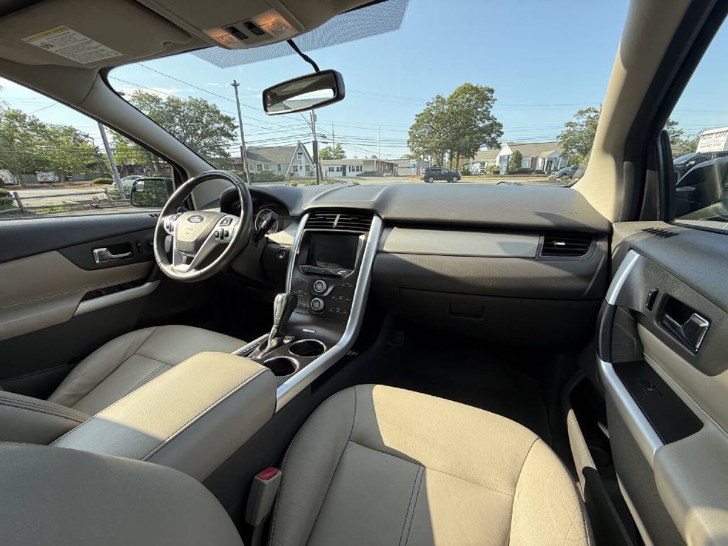 2013 Ford Edge Image 12