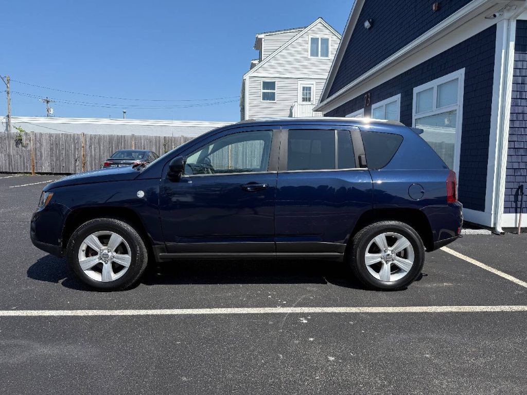 2014 Jeep Compass Image 9