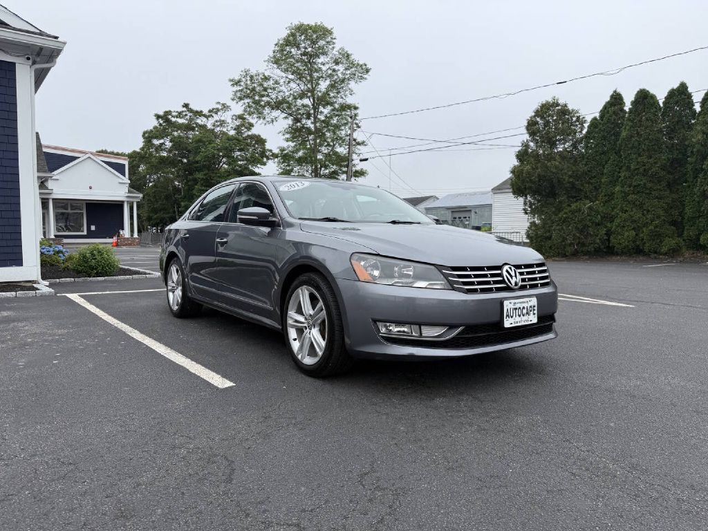 2013 Volkswagen Passat Image 4