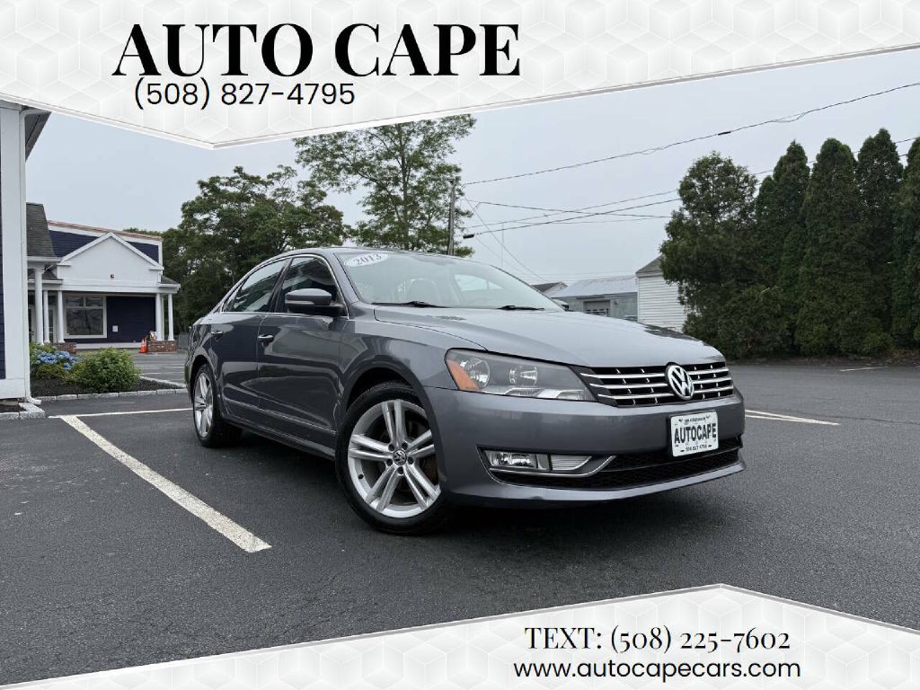 2013 Volkswagen Passat Image 1
