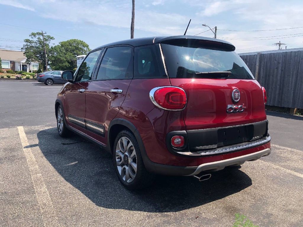 2015 FIAT 500L Image 6