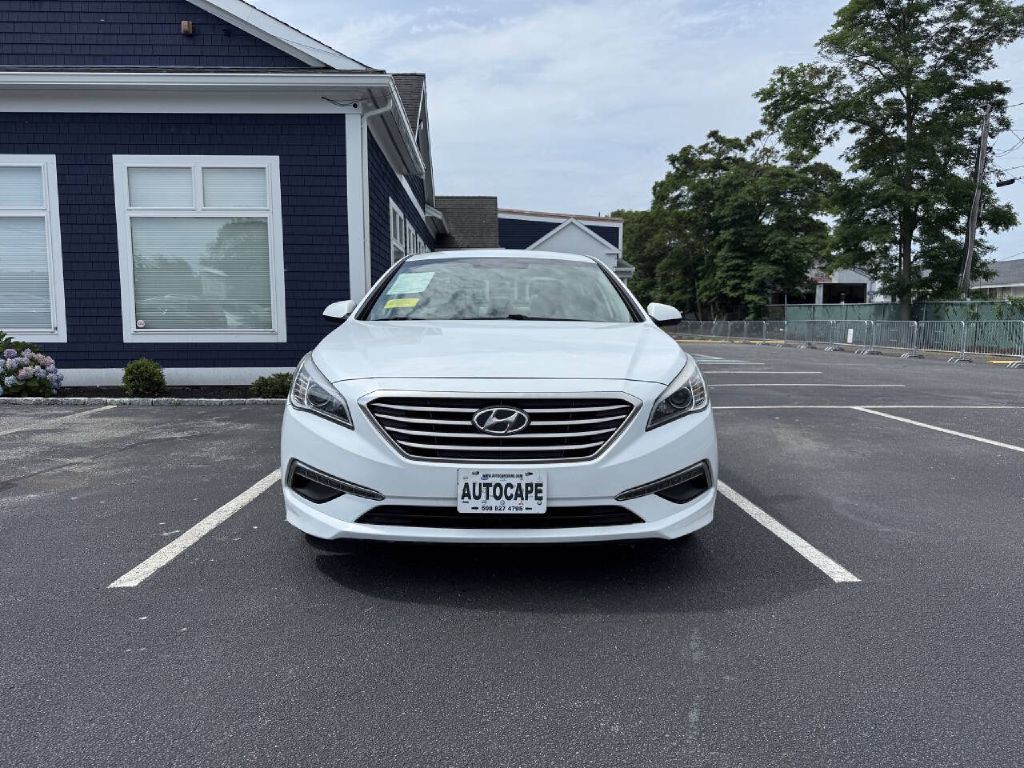 2015 Hyundai Sonata Image 3