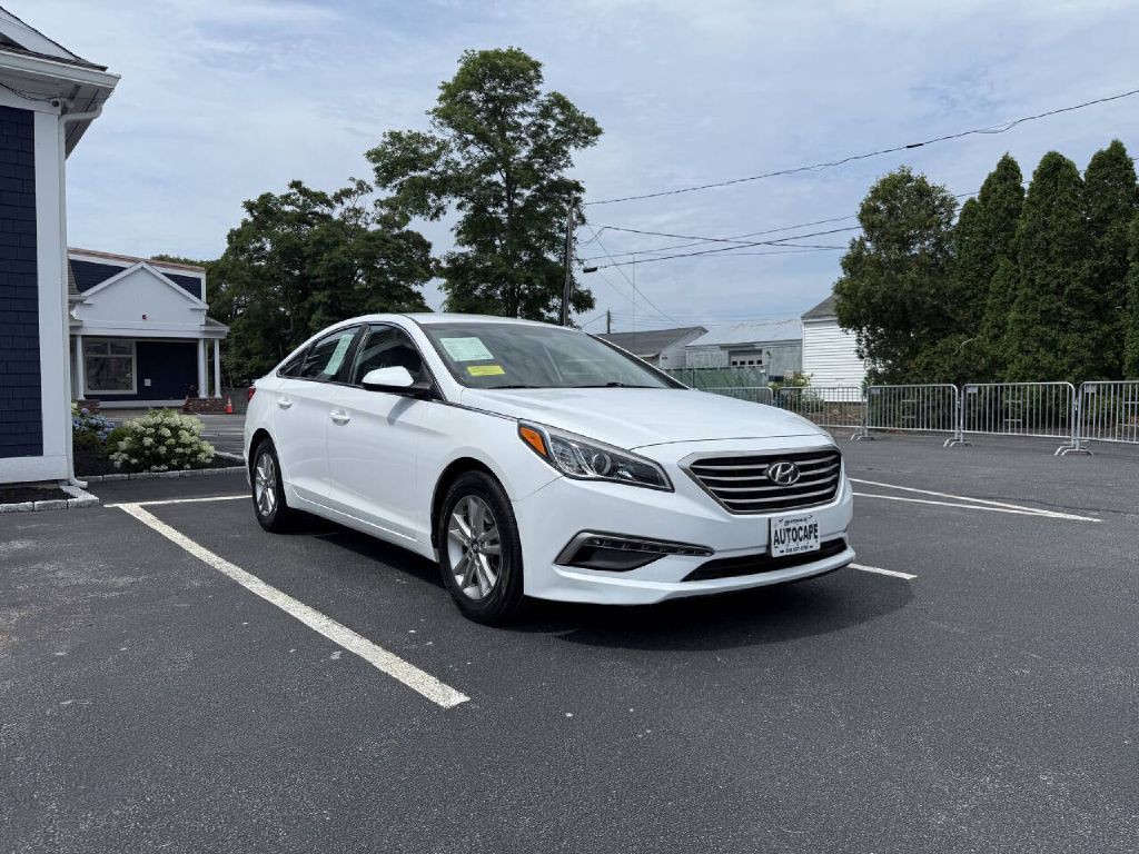 2015 Hyundai Sonata Image 4