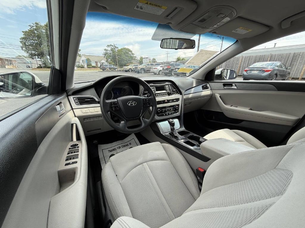2015 Hyundai Sonata Image 10