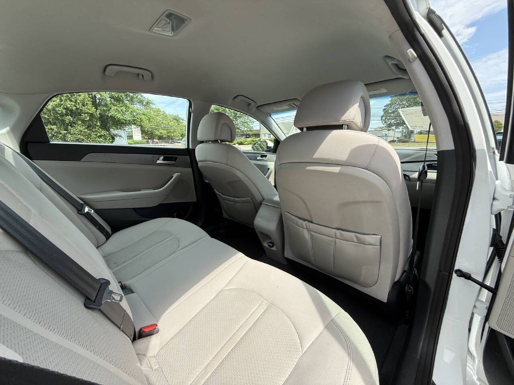 2015 Hyundai Sonata Image 11