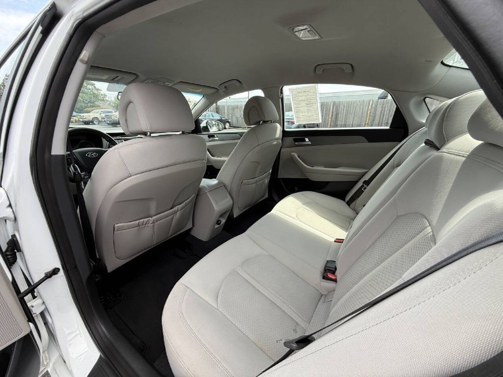 2015 Hyundai Sonata Image 12