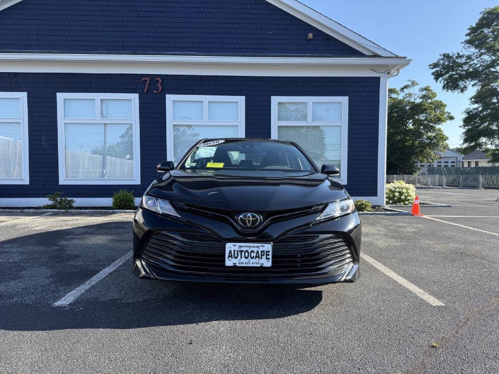 2020 Toyota Camry Image 3