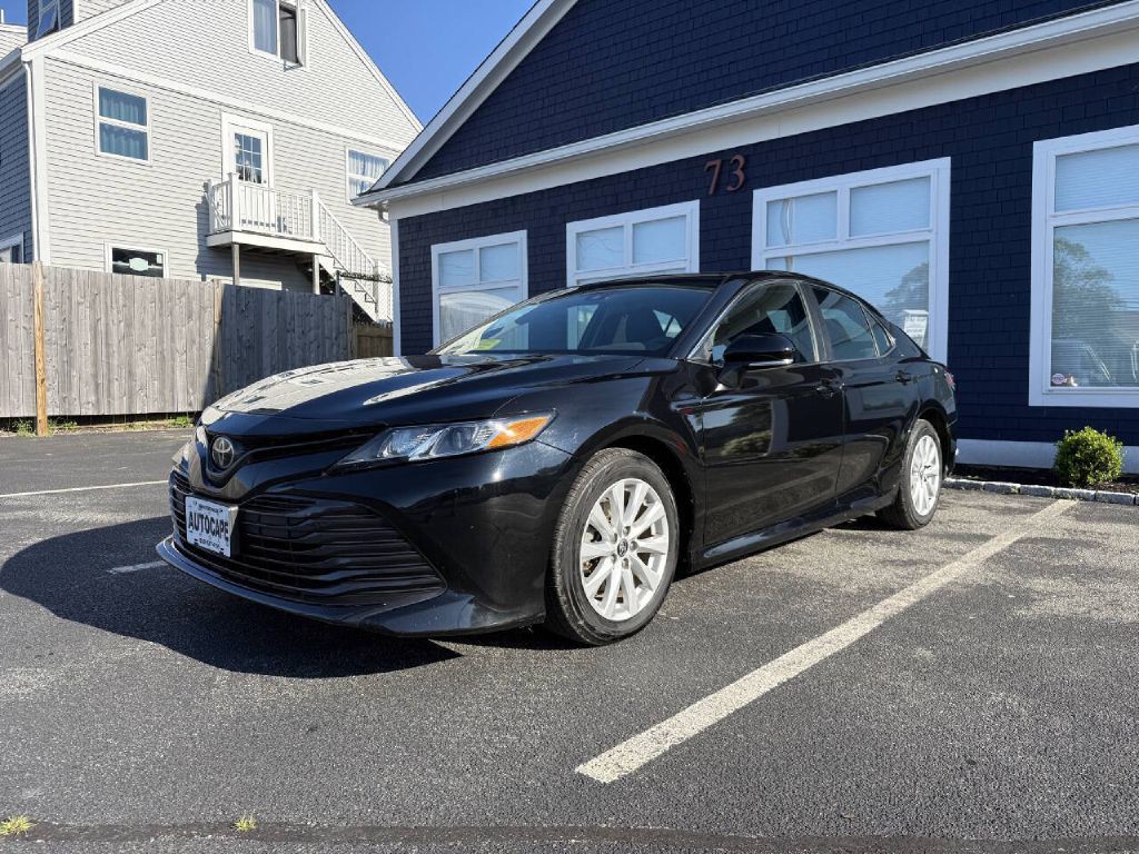 2020 Toyota Camry Image 2