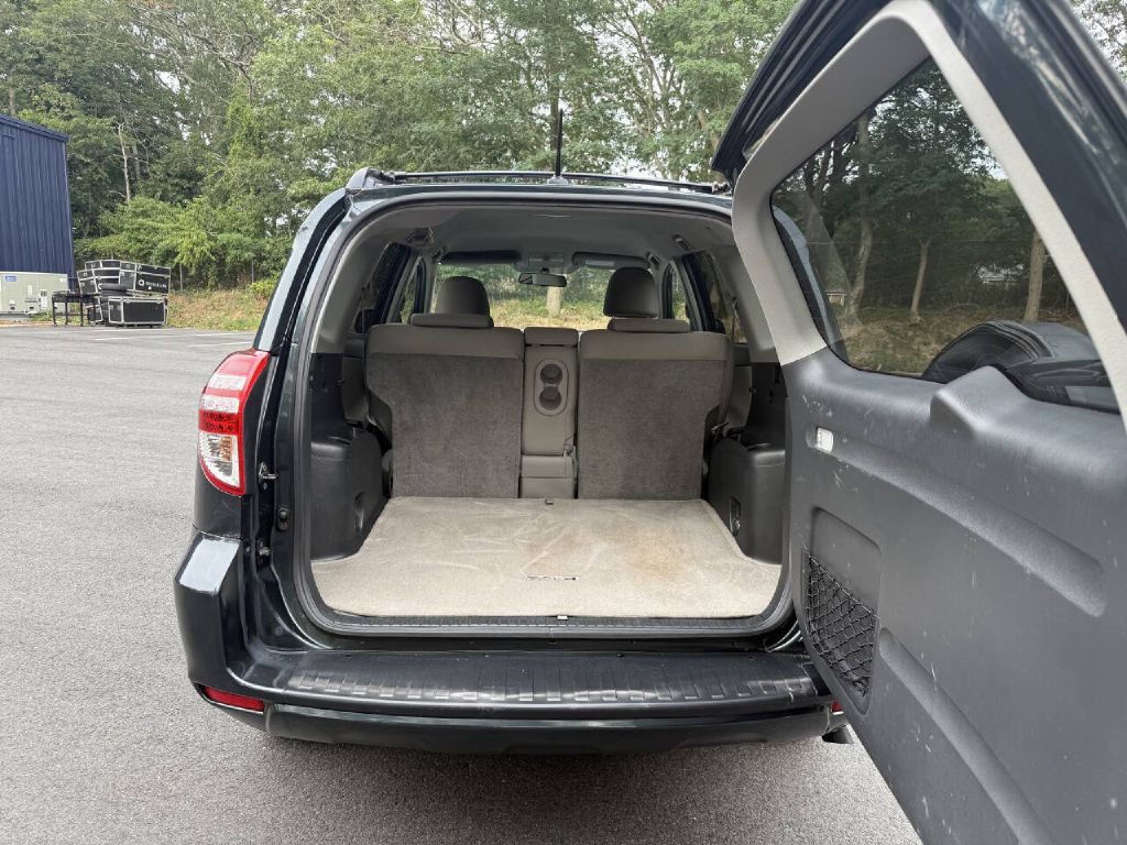 2010 Toyota Rav4 Image 8