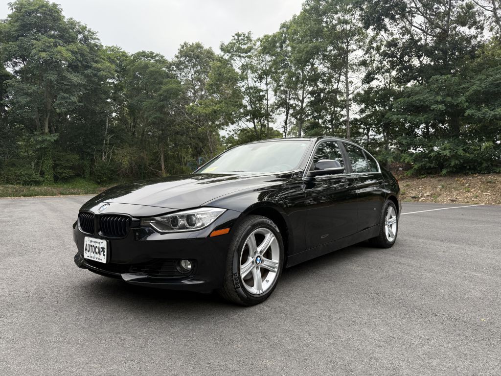 2015 BMW 3 Series Image 1