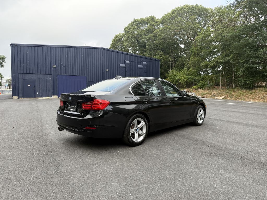 2015 BMW 3 Series Image 5