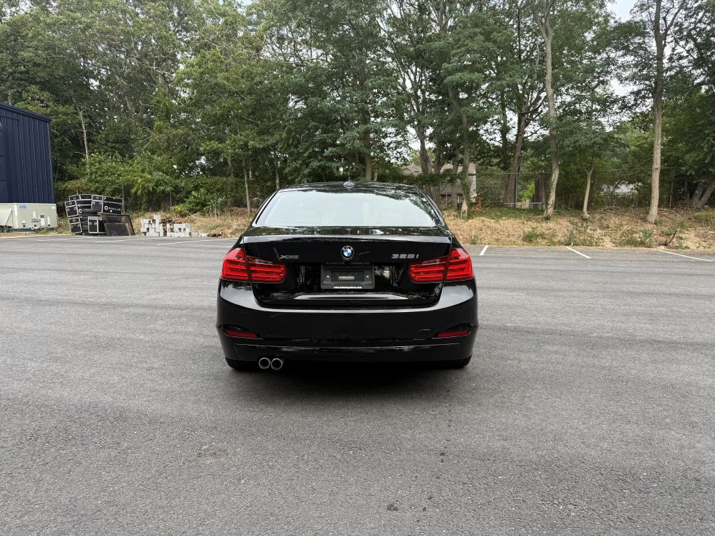 2015 BMW 3 Series Image 6
