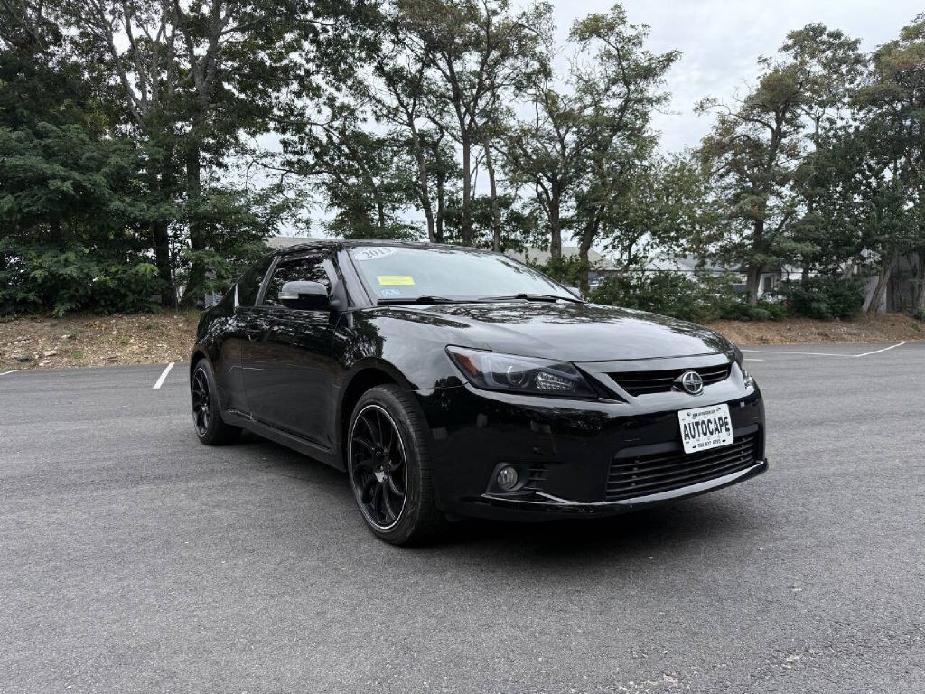 2013 Scion tC Image 2