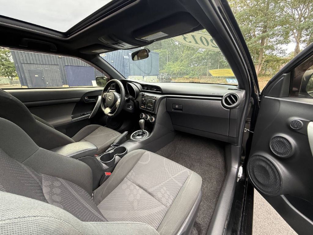 2013 Scion tC Image 11