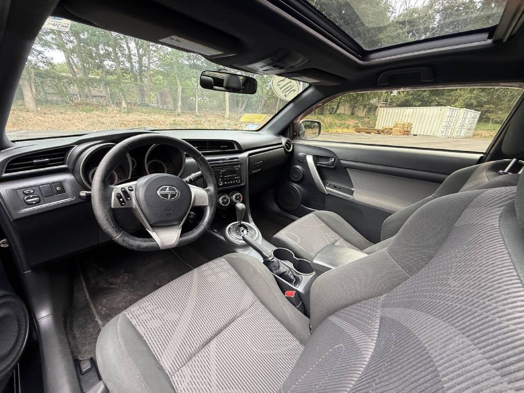 2013 Scion tC Image 12