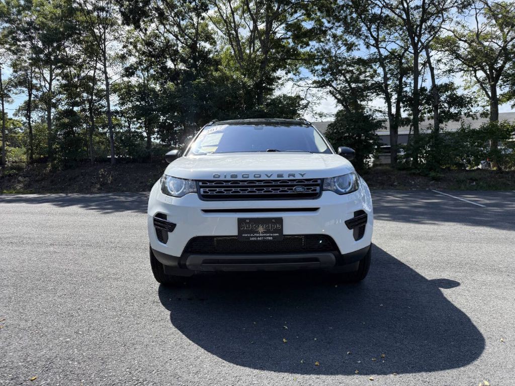 2017 Land Rover Discovery Sport Image 3