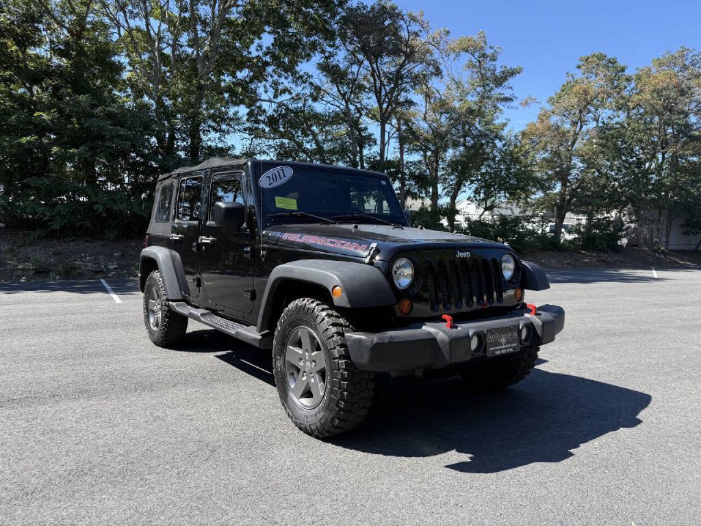 2011 Jeep Wrangler Unlimited Image 2
