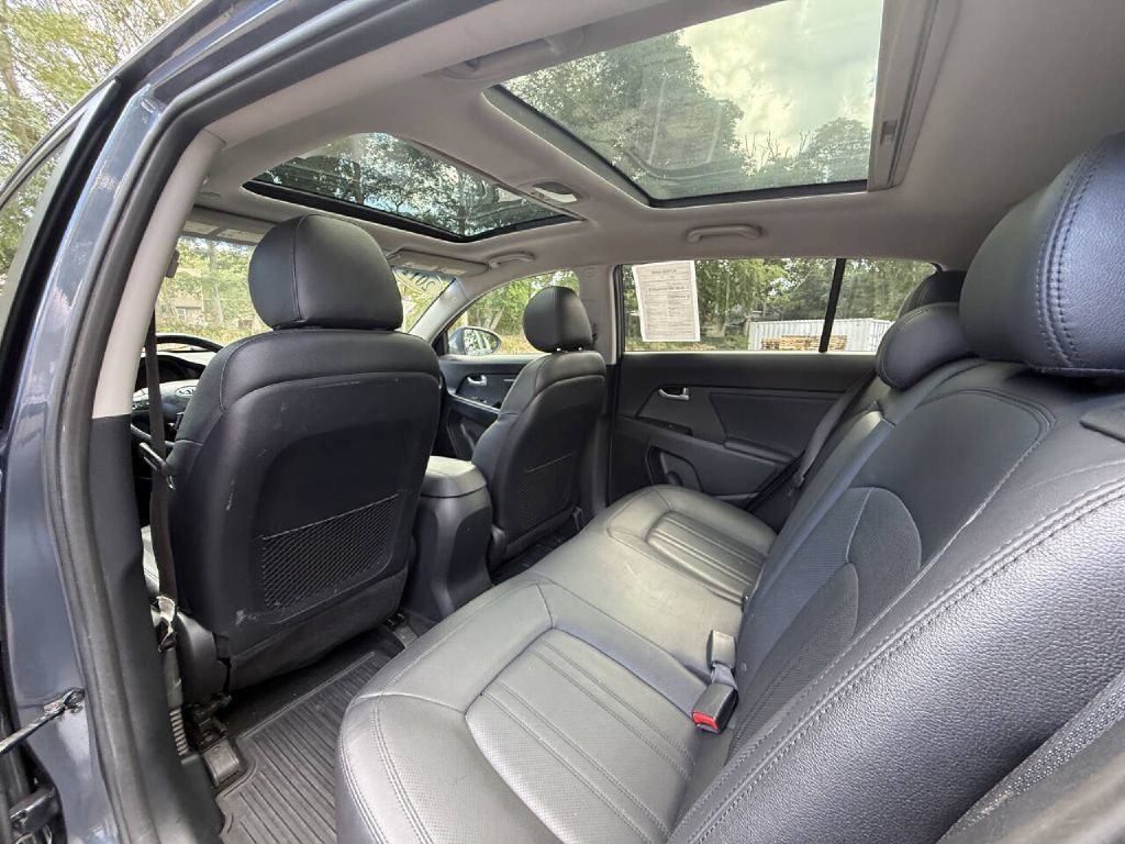 2012 Kia Sportage Image 12