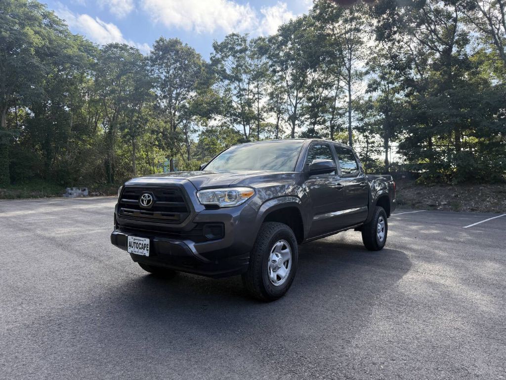 2016 Toyota Tacoma Image 2