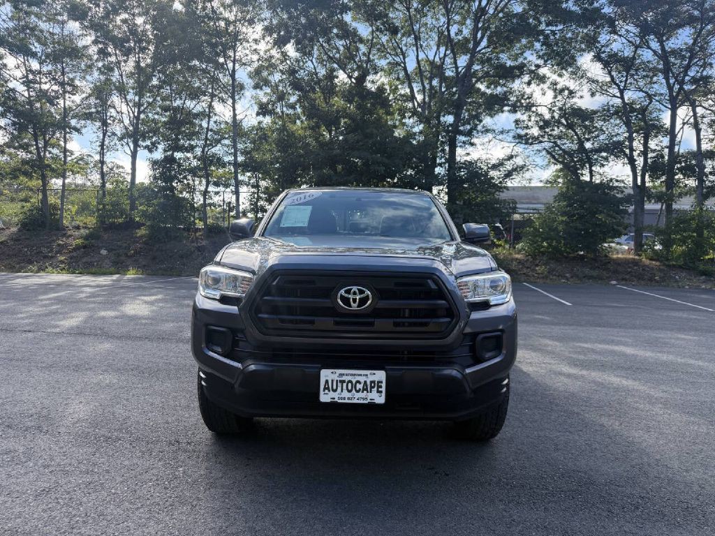2016 Toyota Tacoma Image 3