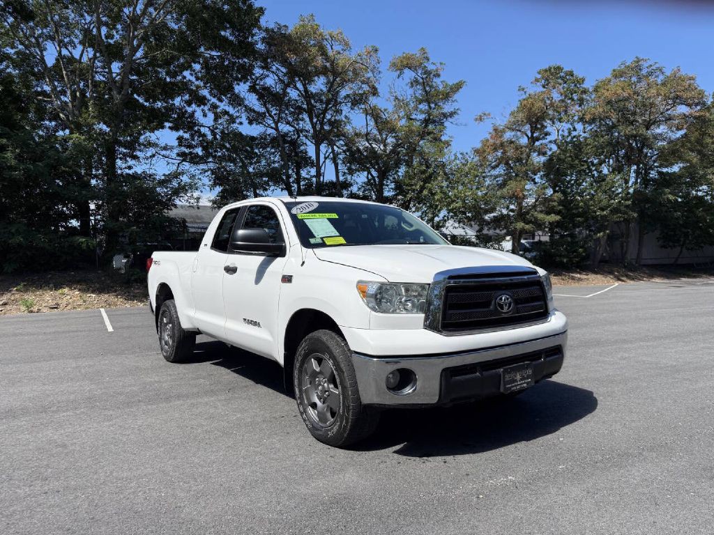 2010 Toyota Tundra Image 2