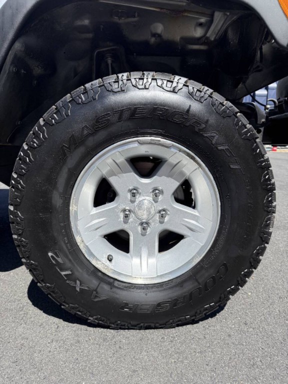 2006 Jeep Wrangler Image 14