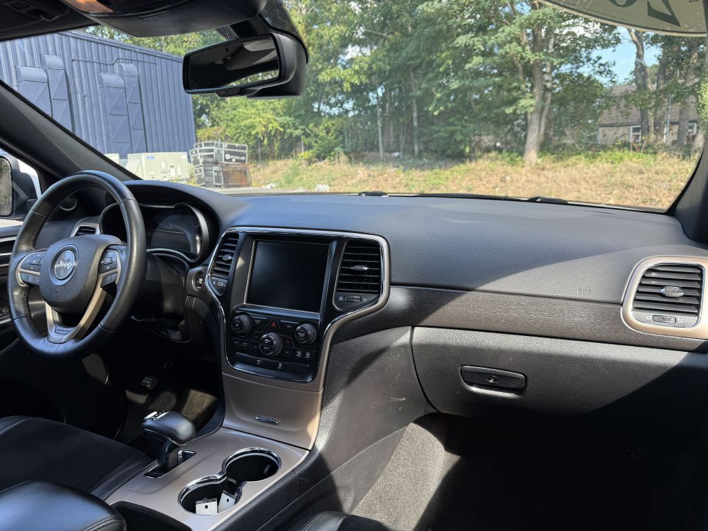 2015 Jeep Grand Cherokee Image 12