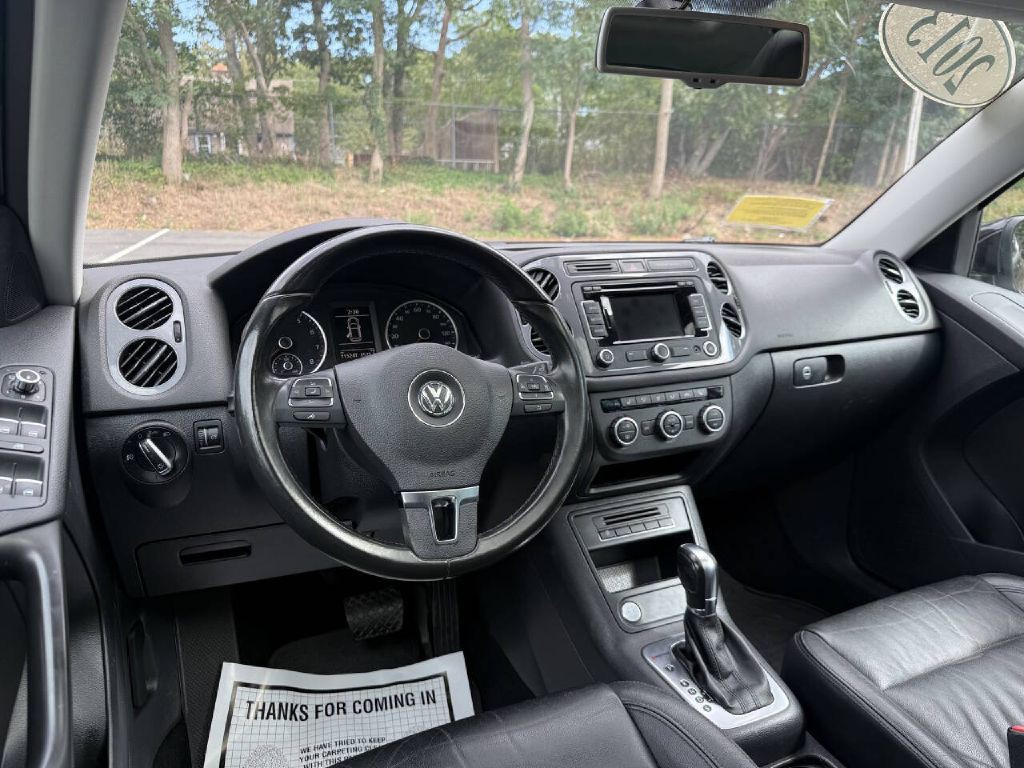 2013 Volkswagen Tiguan Image 10