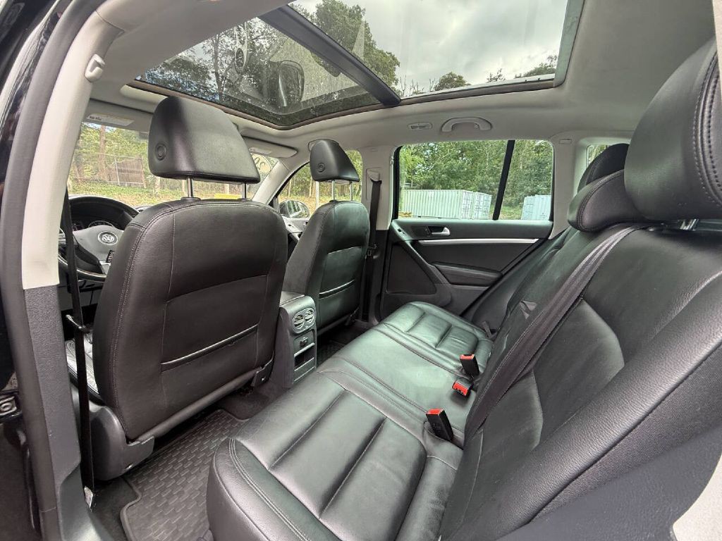 2013 Volkswagen Tiguan Image 11