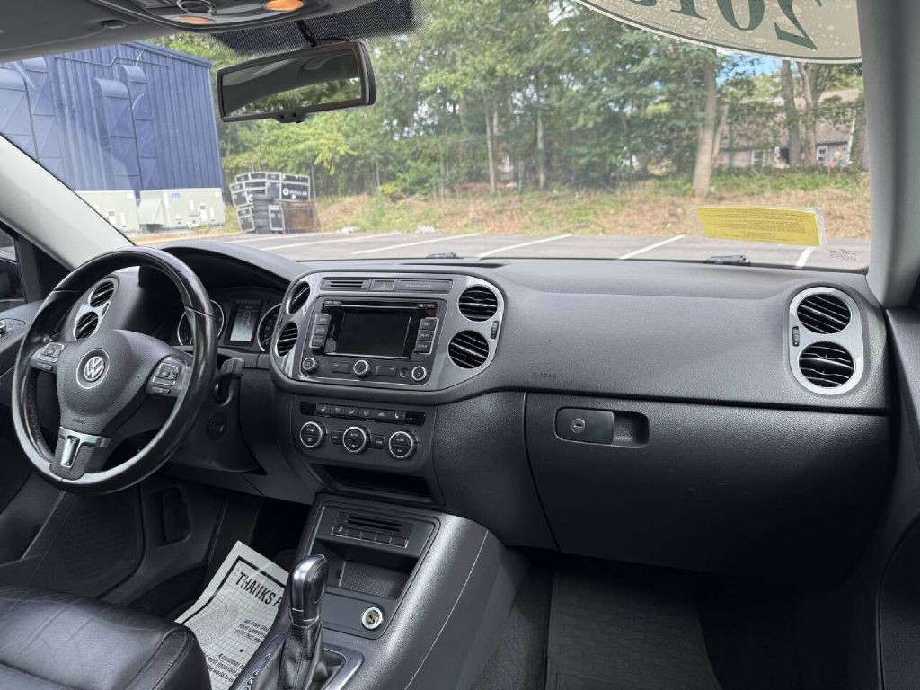 2013 Volkswagen Tiguan Image 13