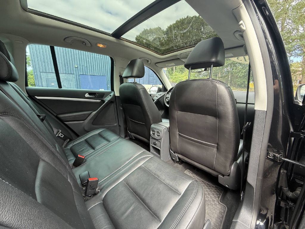 2013 Volkswagen Tiguan Image 14